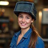 Maria Lopez, Welding Specialist at Tino Automotive